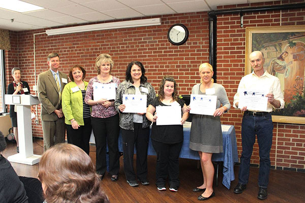 Chapel Hill LeadingAge Ohio Star Award Winners receiving their awards